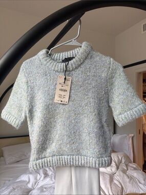 Zara Short-Sleeve Sweater in Light Blue